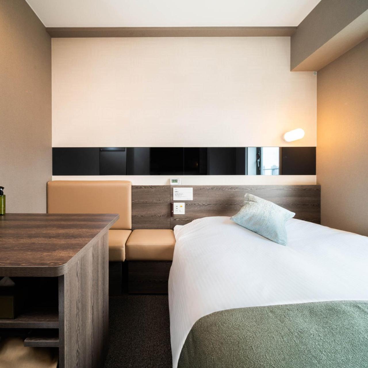 Super Hotel Premier Ginza Tokio Buitenkant foto